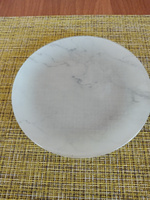 Тарелка для подачи блюд и сервировки стола пирожковая из стекла Доляна "Марбл белый", диаметр 17,5 см #20, Светлана К.
