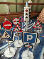 Игровой набор Форма Светофор с дорожными знаками (14 знаков) / для детей / подарок для ребенка #47, Иван З.