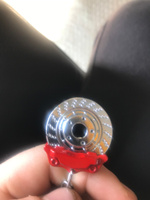 Брелок "Тормозной диск с суппортом", красный *320152 #1, Lusin D.