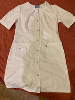 Медицинский халат женский Медис/Халат для студентов/Белый медицинский халат с рукавом 1/2/Медицинская одежда MediS/Медицинский халат на кнопках женский #38, Светлана