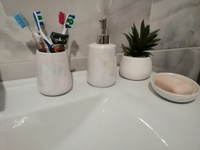 Диспенсер для жидкого мыла керамический ND Play "Pearl" / Дозатор для моющего средства для ванной и кухни (размер: 8,3х8,3х17,5 см) #17, Наталия Е.