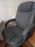 Офисное кресло, компьютерное кресло руководителя CHAIRMAN 668 LT NEW, экокожа, серый #130, Майя Х.