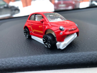 Машинка Hot Wheels МАЛЫШ FIAT 500E Коллекционная #201, Sergey M.