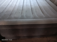 Полуторный надувной матрас Intex 67768 Comfort-Plush Airbed + насос (137х191х33см) #1, Любовь Р.