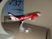 Металлическая модель самолета Air Asia AIRBUS A320, 16 см #1, Максим Г.