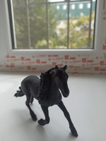 Фигурка "Фризский жеребец" Schleich Horse Club/ для детей от 5 лет/ Шляйх 13975 #37, Ума А.