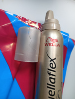 Wella WELLAFLEX SHINY HOLD Мусс для волос блеск и фиксация, 200 мл #8, Ольга М.