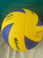 Волейбольный мяч Mikasa 2023 MVA300 #5, павел я.