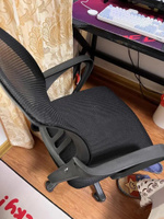 Кресло компьютерное офисное, черный, обивка сетка/ткань, крестовина пластик, HELE #8, Яна Г.