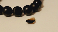 Браслет мужской , бусины шунгит , натуральный камень с руной Феху #14, Алексей т.
