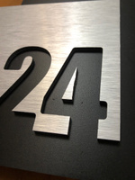 Цифры на дверь квартиры, табличка самоклеящаяся номер 24, 15х12см, царапанное серебро #6, Яна Б.