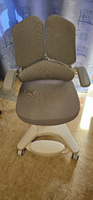 ErgoKids Детское компьютерное кресло ортопедическое Trinity Grey (арт.Y-617 G) регулируемая подставка для ног по высоте до 25 см и съёмные регулируемые подлокотники и дополнительный чехол на сиденье в цвет кресла, серый #5, Александр С.