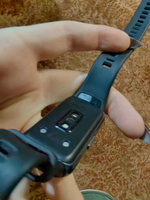 Силиконовый ремешок для фитнес-браслета Honor Band 6 и Huawei Band 6 / Спортивный сменный браслет с застежкой для смарт часов Хонор Бэнд 6 и Хуавей Бенд 6 / Черный #152, Екатерина Ш.