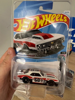 Машинка Hot Wheels РЕДКИЙ ЗВЕРЬ Custom 68 Camaro Машинки Хот Вилс В ЗАЩИТНОМ КЕЙСЕ #87, Владимир Л.