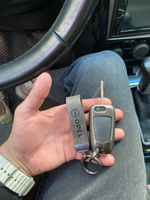 Чехол-брелок для автомобильного ключа Opel Astra H, Zafira Corsa Vectra металлический с пряжкой #2, Den M.