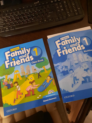 Family and Friends 1. КОМПЛЕКТ: Учебник + Рабочая тетрадь + CD/DVD ...
