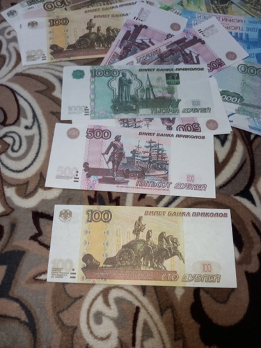 Сувенирные игрушечные деньги, набор для игры в магазин (70 купюр), все ...