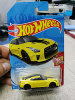 Машинка Mattel Hot Wheels 2021 C4982 17 Nissan Gt-R R35 Yellow #20, Денис