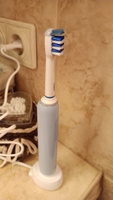 Электрическая зубная щетка Oral-B Pro series 3 (3000) Голубая, 3 режима, визуальный датчик давления #66, Карпов Олег