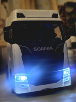 Металлическая модель грузового автомобиля SCANIA 770S. Скания в масштабе 1:50, Белый 15 см. #8, Карина Л.